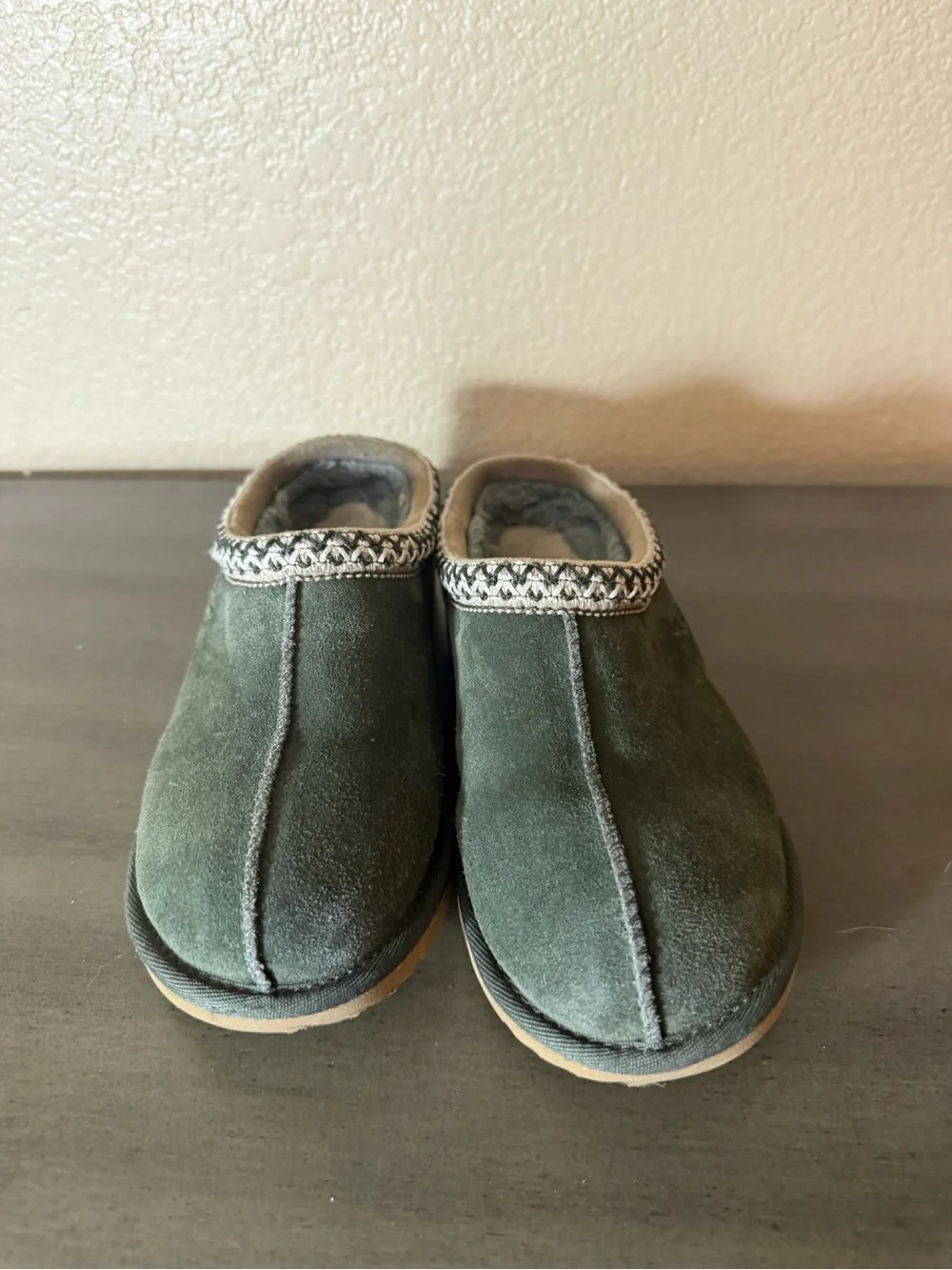UGG Tasman Kids Size 4 Green Suede Shearling Lined Slippers Clogs
